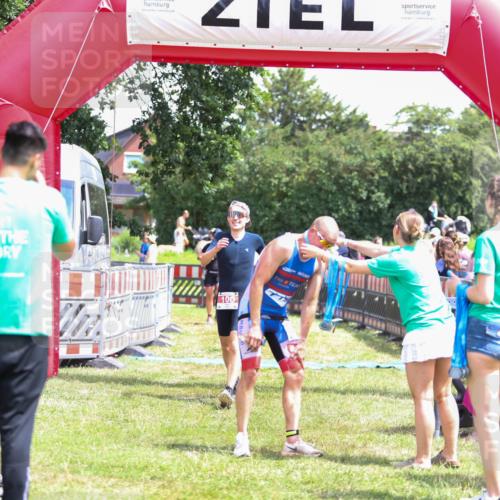 21.06.2026 - 29. Vierlanden-Triathlon Andreas Tolksdorf http://msf.ph/oto/9922290 21.06.2026 13:49:35 Ziel 100, 884 meine-sportfotos.de