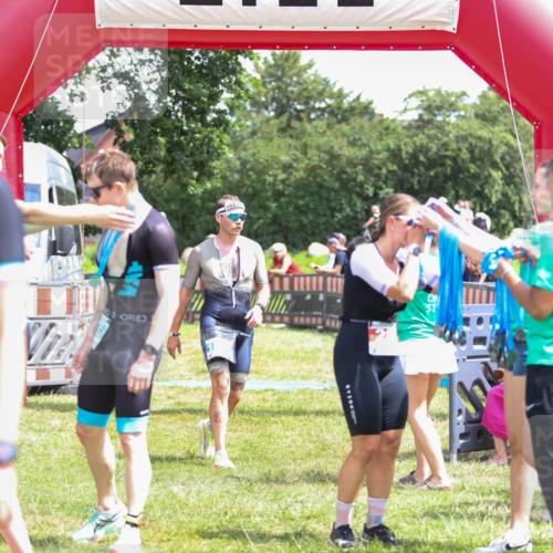21.06.2026 - 29. Vierlanden-Triathlon Andreas Tolksdorf http://msf.ph/oto/9922326 21.06.2026 13:49:55 Ziel 280, 1063 meine-sportfotos.de