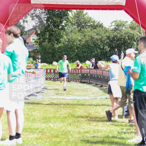 21.06.2026 - 29. Vierlanden-Triathlon Andreas Tolksdorf http://msf.ph/oto/9922336 21.06.2026 13:50:29 Ziel 221, 265, 895 meine-sportfotos.de