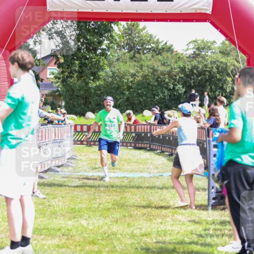 21.06.2026 - 29. Vierlanden-Triathlon Andreas Tolksdorf http://msf.ph/oto/9922353 21.06.2026 13:50:31 Ziel 221, 265, 895 meine-sportfotos.de