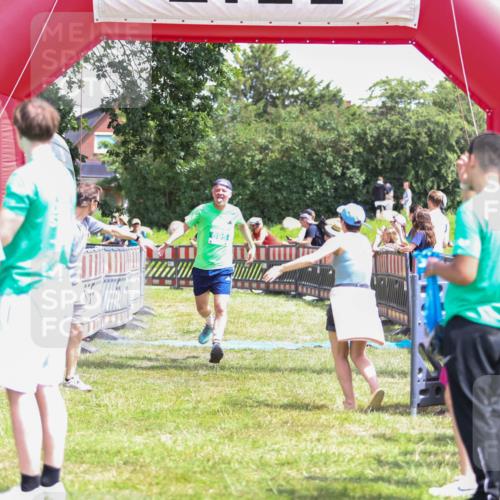 21.06.2026 - 29. Vierlanden-Triathlon Andreas Tolksdorf http://msf.ph/oto/9922358 21.06.2026 13:50:31 Ziel 221, 265, 895 meine-sportfotos.de