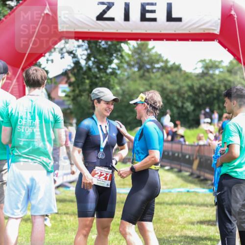 21.06.2026 - 29. Vierlanden-Triathlon Andreas Tolksdorf http://msf.ph/oto/9922380 21.06.2026 13:50:51 Ziel 766, 1080 meine-sportfotos.de