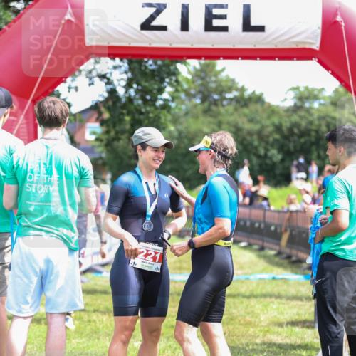21.06.2026 - 29. Vierlanden-Triathlon Andreas Tolksdorf http://msf.ph/oto/9922381 21.06.2026 13:50:51 Ziel 766, 1080 meine-sportfotos.de