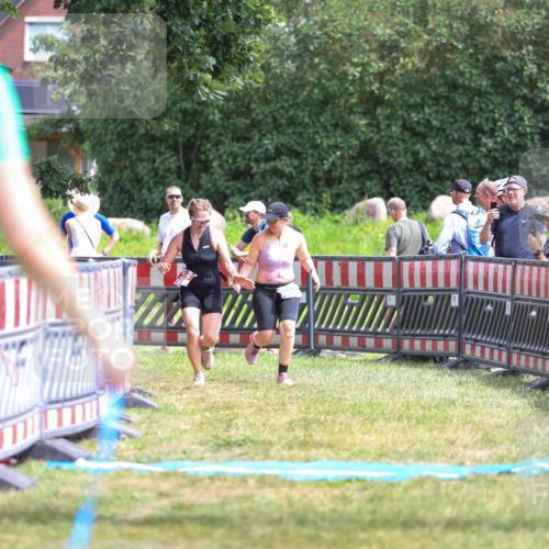 21.06.2026 - 29. Vierlanden-Triathlon Andreas Tolksdorf http://msf.ph/oto/9922384 21.06.2026 13:51:25 Ziel 229, 878 meine-sportfotos.de