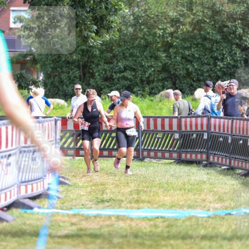 21.06.2026 - 29. Vierlanden-Triathlon Andreas Tolksdorf http://msf.ph/oto/9922385 21.06.2026 13:51:25 Ziel 229, 878 meine-sportfotos.de