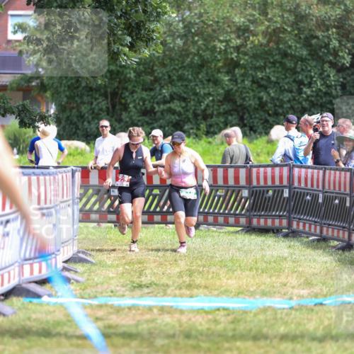 21.06.2026 - 29. Vierlanden-Triathlon Andreas Tolksdorf http://msf.ph/oto/9922391 21.06.2026 13:51:25 Ziel 229, 878 meine-sportfotos.de