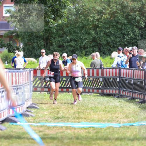 21.06.2026 - 29. Vierlanden-Triathlon Andreas Tolksdorf http://msf.ph/oto/9922392 21.06.2026 13:51:25 Ziel 229, 878 meine-sportfotos.de