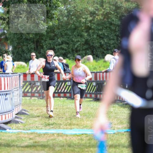 21.06.2026 - 29. Vierlanden-Triathlon Andreas Tolksdorf http://msf.ph/oto/9922398 21.06.2026 13:51:26 Ziel 229, 878 meine-sportfotos.de