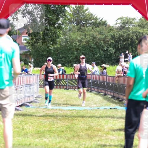 21.06.2026 - 29. Vierlanden-Triathlon Andreas Tolksdorf http://msf.ph/oto/9922434 21.06.2026 13:52:11 Ziel 235, 1028, 1044, 1087 meine-sportfotos.de