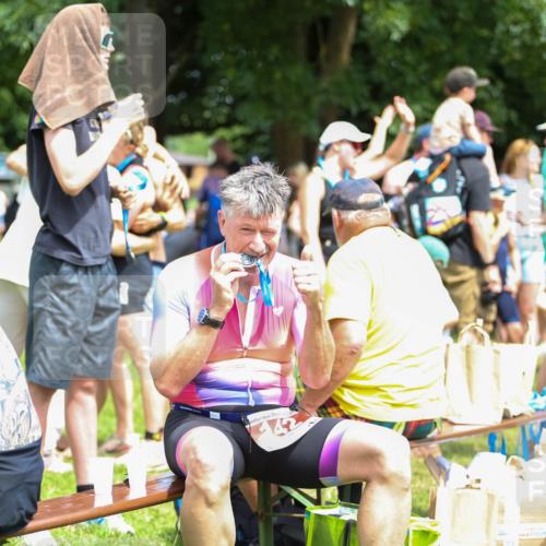 21.06.2026 - 29. Vierlanden-Triathlon Andreas Tolksdorf http://msf.ph/oto/9922452 21.06.2026 13:52:28 Ziel 1064, 1092 meine-sportfotos.de