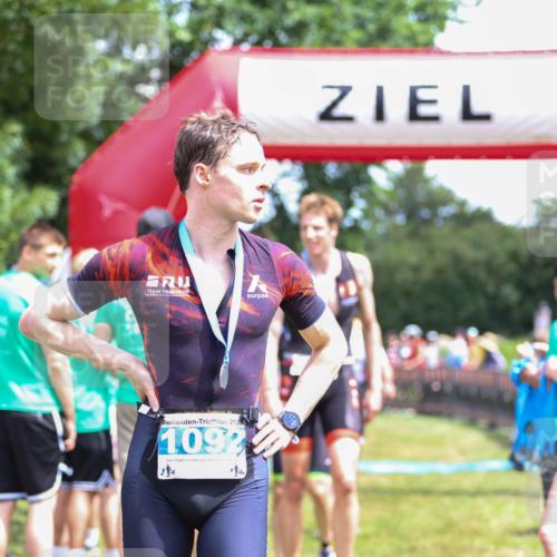 21.06.2026 - 29. Vierlanden-Triathlon Andreas Tolksdorf http://msf.ph/oto/9922472 21.06.2026 13:52:46 Ziel 20, 120, 257, 1029 meine-sportfotos.de