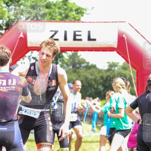 21.06.2026 - 29. Vierlanden-Triathlon Andreas Tolksdorf http://msf.ph/oto/9922475 21.06.2026 13:52:49 Ziel 20, 257 meine-sportfotos.de