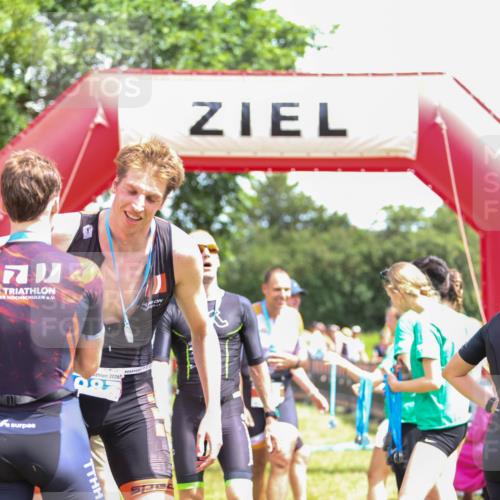 21.06.2026 - 29. Vierlanden-Triathlon Andreas Tolksdorf http://msf.ph/oto/9922479 21.06.2026 13:52:50 Ziel 20, 257 meine-sportfotos.de