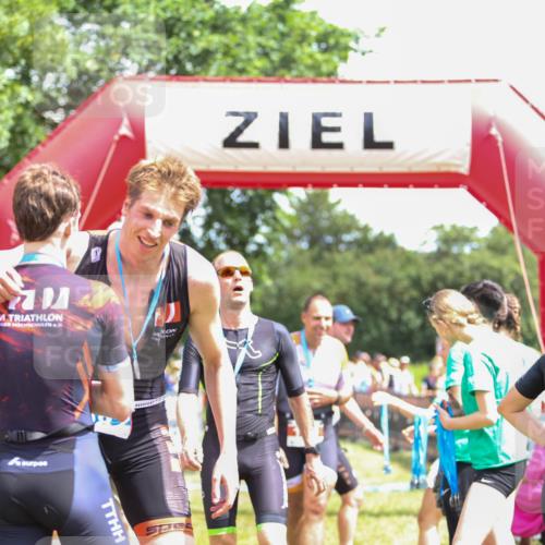 21.06.2026 - 29. Vierlanden-Triathlon Andreas Tolksdorf http://msf.ph/oto/9922480 21.06.2026 13:52:50 Ziel 20, 257 meine-sportfotos.de