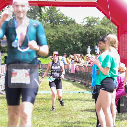 21.06.2026 - 29. Vierlanden-Triathlon Andreas Tolksdorf http://msf.ph/oto/9922524 21.06.2026 13:54:15 Ziel 871, 1048 meine-sportfotos.de