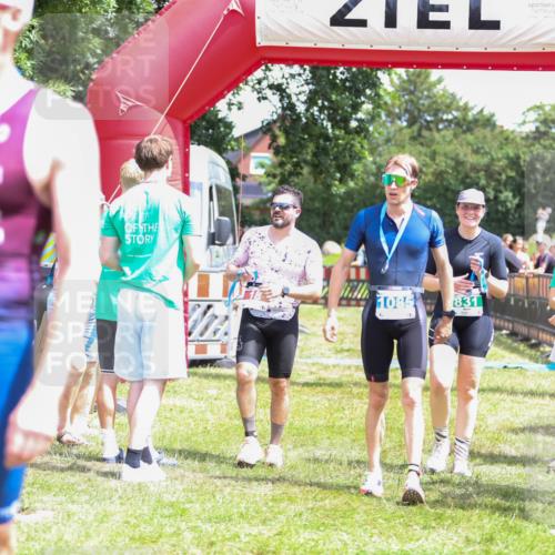 21.06.2026 - 29. Vierlanden-Triathlon Andreas Tolksdorf http://msf.ph/oto/9922597 21.06.2026 13:55:03 Ziel 816, 1025 meine-sportfotos.de