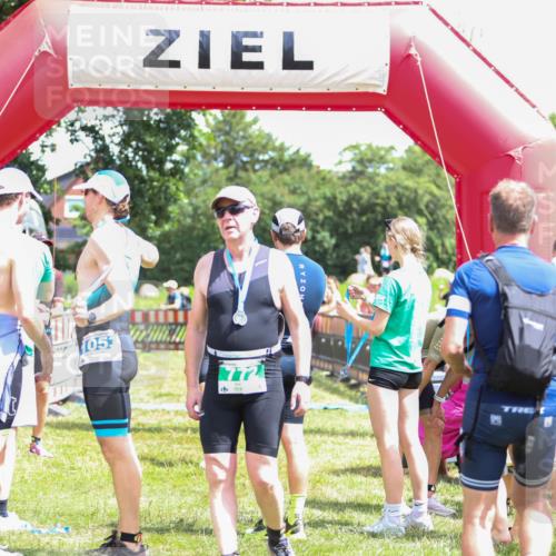 21.06.2026 - 29. Vierlanden-Triathlon Andreas Tolksdorf http://msf.ph/oto/9922615 21.06.2026 13:55:47 Ziel 865, 880, 1026 meine-sportfotos.de