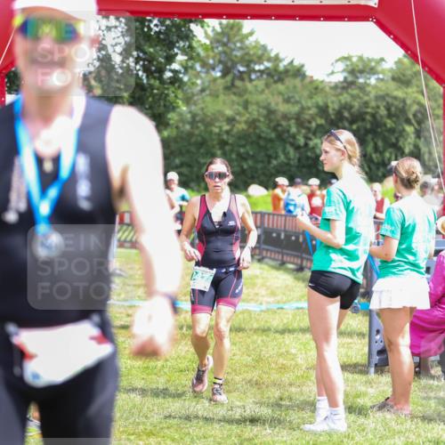 21.06.2026 - 29. Vierlanden-Triathlon Andreas Tolksdorf http://msf.ph/oto/9922643 21.06.2026 13:59:26 Ziel 260, 847, 890, 1058 meine-sportfotos.de