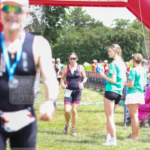 21.06.2026 - 29. Vierlanden-Triathlon Andreas Tolksdorf http://msf.ph/oto/9922644 21.06.2026 13:59:26 Ziel 260, 847, 890, 1058 meine-sportfotos.de