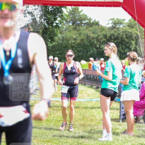 21.06.2026 - 29. Vierlanden-Triathlon Andreas Tolksdorf http://msf.ph/oto/9922645 21.06.2026 13:59:26 Ziel 260, 847, 890, 1058 meine-sportfotos.de