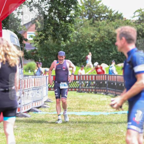 21.06.2026 - 29. Vierlanden-Triathlon Andreas Tolksdorf http://msf.ph/oto/9922659 21.06.2026 14:00:05 Ziel 832, 1079 meine-sportfotos.de