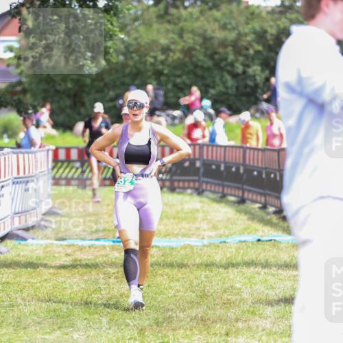 21.06.2026 - 29. Vierlanden-Triathlon Andreas Tolksdorf http://msf.ph/oto/9922671 21.06.2026 14:00:17 Ziel 223, 832, 883, 1091 meine-sportfotos.de