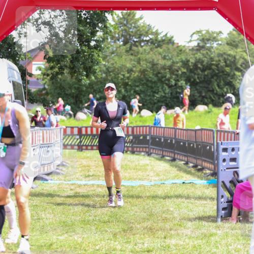 21.06.2026 - 29. Vierlanden-Triathlon Andreas Tolksdorf http://msf.ph/oto/9922692 21.06.2026 14:00:22 Ziel 223, 883, 1091 meine-sportfotos.de