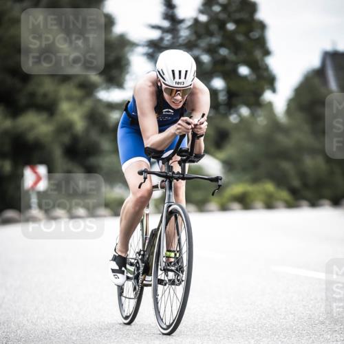 21.06.2026 - 29. Vierlanden-Triathlon H.Heesch http://msf.ph/oto/9922741 21.06.2026 12:34:40 Radfahren 1013 meine-sportfotos.de