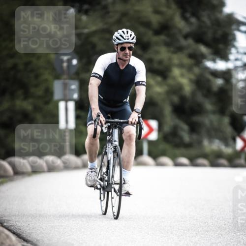 21.06.2026 - 29. Vierlanden-Triathlon H.Heesch http://msf.ph/oto/9922775 21.06.2026 12:35:16 Radfahren 11 meine-sportfotos.de