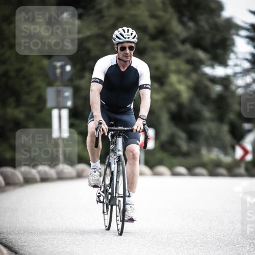 21.06.2026 - 29. Vierlanden-Triathlon H.Heesch http://msf.ph/oto/9922776 21.06.2026 12:35:16 Radfahren 11 meine-sportfotos.de