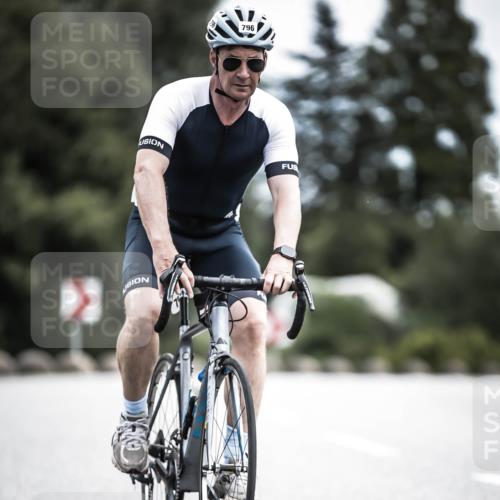 21.06.2026 - 29. Vierlanden-Triathlon H.Heesch http://msf.ph/oto/9922787 21.06.2026 12:35:17 Radfahren 796 meine-sportfotos.de