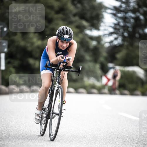 21.06.2026 - 29. Vierlanden-Triathlon H.Heesch http://msf.ph/oto/9922789 21.06.2026 12:35:40 Radfahren 1012 meine-sportfotos.de