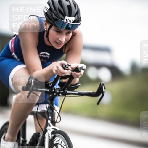 21.06.2026 - 29. Vierlanden-Triathlon H.Heesch http://msf.ph/oto/9922803 21.06.2026 12:35:41 Radfahren 12, 1012 meine-sportfotos.de