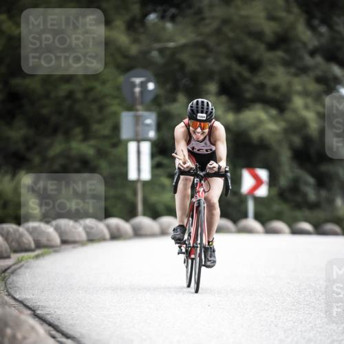 21.06.2026 - 29. Vierlanden-Triathlon H.Heesch http://msf.ph/oto/9922809 21.06.2026 12:35:45 Radfahren 11, 1004 meine-sportfotos.de