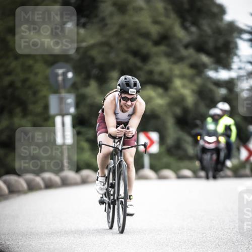 21.06.2026 - 29. Vierlanden-Triathlon H.Heesch http://msf.ph/oto/9922852 21.06.2026 12:36:14 Radfahren 11, 1020 meine-sportfotos.de