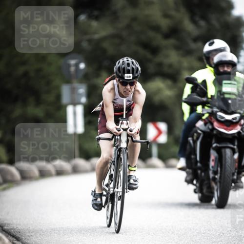 21.06.2026 - 29. Vierlanden-Triathlon H.Heesch http://msf.ph/oto/9922872 21.06.2026 12:36:17 Radfahren 1021 meine-sportfotos.de