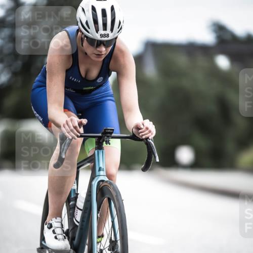 21.06.2026 - 29. Vierlanden-Triathlon H.Heesch http://msf.ph/oto/9922952 21.06.2026 12:37:22 Radfahren 988, 210 meine-sportfotos.de