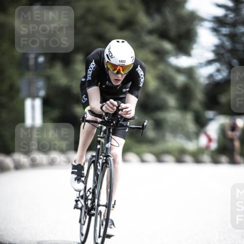 21.06.2026 - 29. Vierlanden-Triathlon H.Heesch http://msf.ph/oto/9922979 21.06.2026 13:02:03 Radfahren 1022 meine-sportfotos.de