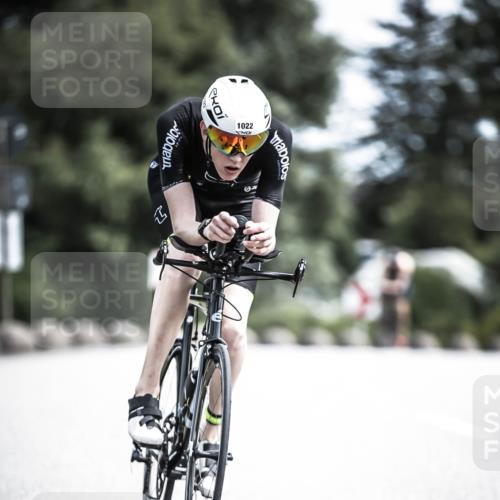 21.06.2026 - 29. Vierlanden-Triathlon H.Heesch http://msf.ph/oto/9922981 21.06.2026 13:02:03 Radfahren 1022, 01 meine-sportfotos.de