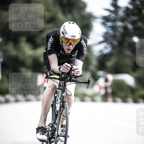 21.06.2026 - 29. Vierlanden-Triathlon H.Heesch http://msf.ph/oto/9922982 21.06.2026 13:02:04 Radfahren 1022 meine-sportfotos.de