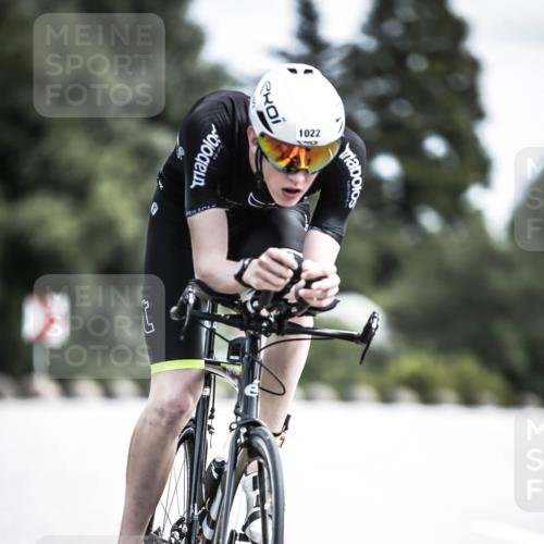 21.06.2026 - 29. Vierlanden-Triathlon H.Heesch http://msf.ph/oto/9922986 21.06.2026 13:02:04 Radfahren 1022 meine-sportfotos.de