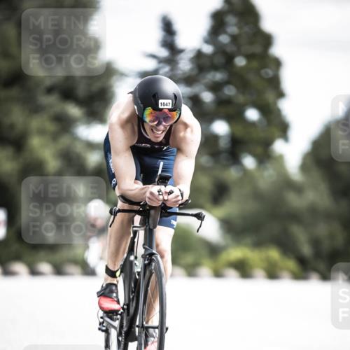 21.06.2026 - 29. Vierlanden-Triathlon H.Heesch http://msf.ph/oto/9922998 21.06.2026 13:02:08 Radfahren 1047 meine-sportfotos.de