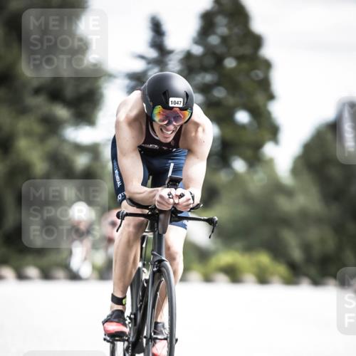 21.06.2026 - 29. Vierlanden-Triathlon H.Heesch http://msf.ph/oto/9922999 21.06.2026 13:02:08 Radfahren 1047 meine-sportfotos.de