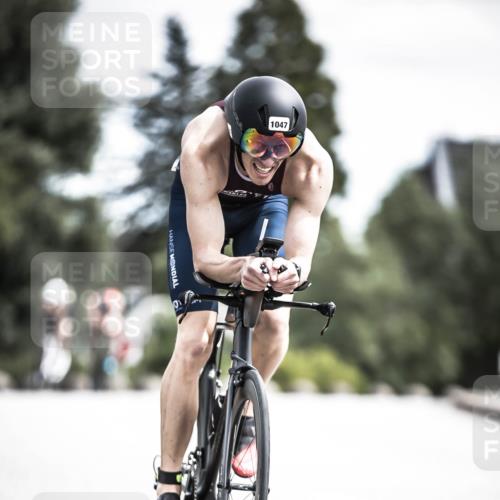 21.06.2026 - 29. Vierlanden-Triathlon H.Heesch http://msf.ph/oto/9923001 21.06.2026 13:02:08 Radfahren 1047 meine-sportfotos.de