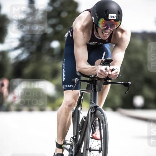 21.06.2026 - 29. Vierlanden-Triathlon H.Heesch http://msf.ph/oto/9923004 21.06.2026 13:02:08 Radfahren 11, 1047 meine-sportfotos.de