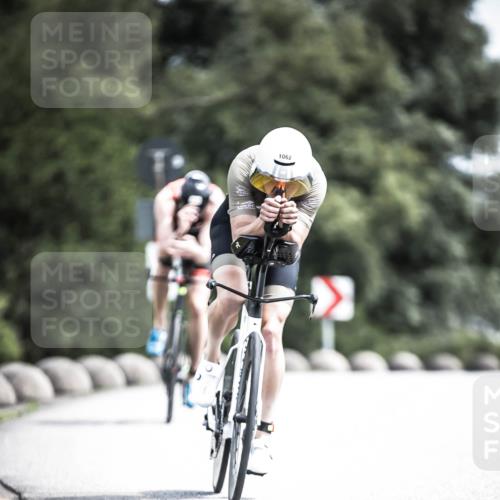 21.06.2026 - 29. Vierlanden-Triathlon H.Heesch http://msf.ph/oto/9923008 21.06.2026 13:02:11 Radfahren 1062 meine-sportfotos.de