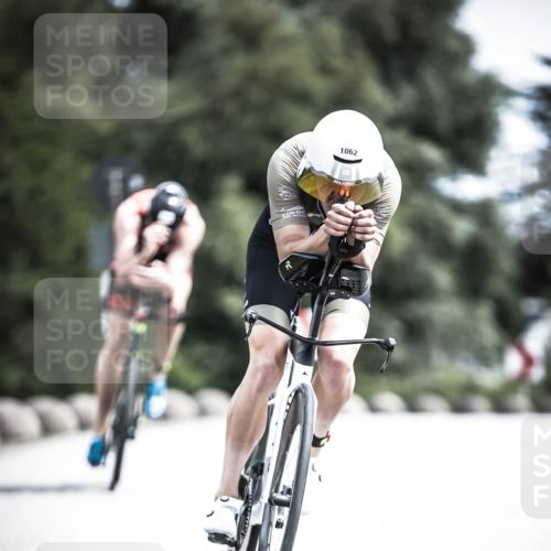 21.06.2026 - 29. Vierlanden-Triathlon H.Heesch http://msf.ph/oto/9923012 21.06.2026 13:02:11 Radfahren 1062 meine-sportfotos.de