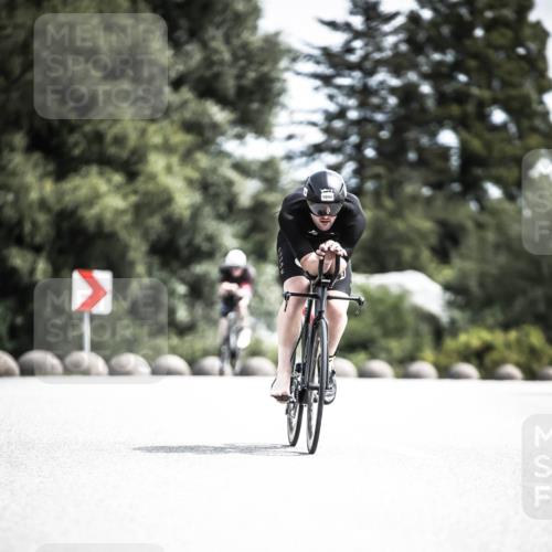21.06.2026 - 29. Vierlanden-Triathlon H.Heesch http://msf.ph/oto/9923025 21.06.2026 13:02:17 Radfahren 1040 meine-sportfotos.de