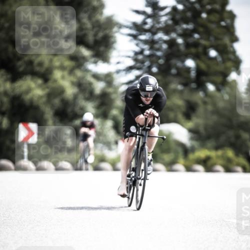 21.06.2026 - 29. Vierlanden-Triathlon H.Heesch http://msf.ph/oto/9923027 21.06.2026 13:02:17 Radfahren 1040 meine-sportfotos.de