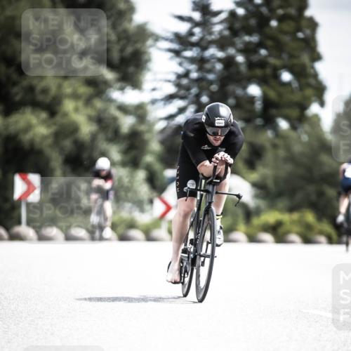21.06.2026 - 29. Vierlanden-Triathlon H.Heesch http://msf.ph/oto/9923029 21.06.2026 13:02:17 Radfahren 1040 meine-sportfotos.de